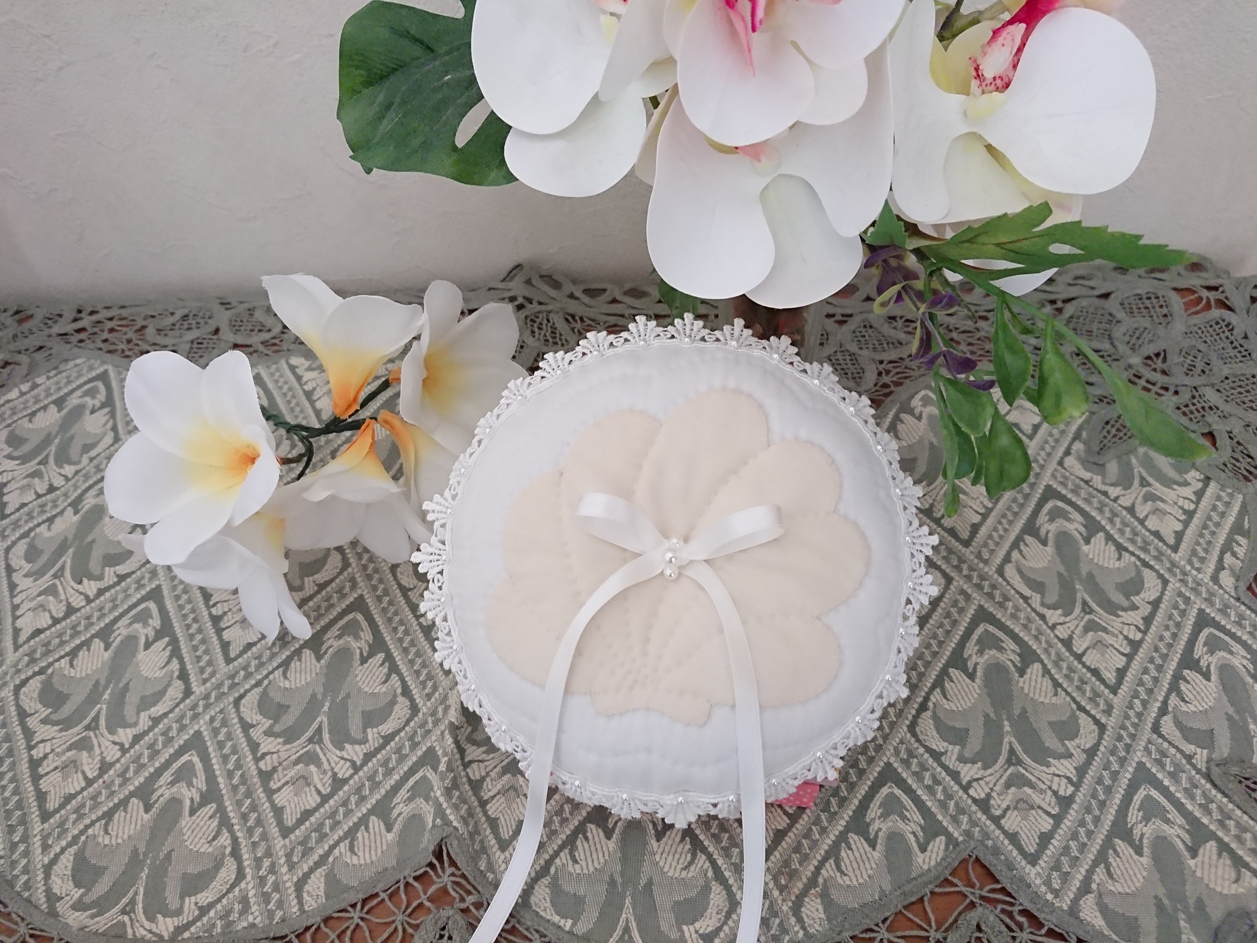 ハワイアンキルト　シェルのリングピロー