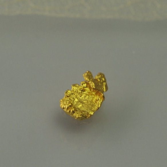 本物です自然金1.84ct Bf-0763mc 天然石 大阪ウエルダー 的作品