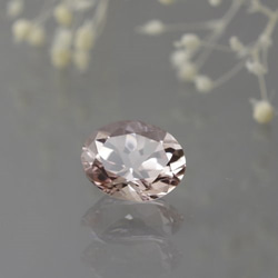 キラキラピンク色　モルガナイト1.79ct　Bss-444cm 1枚目の画像