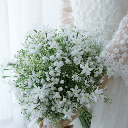 白い小花のクラッチブーケ ブーケ nanohana-marche 通販 9461079