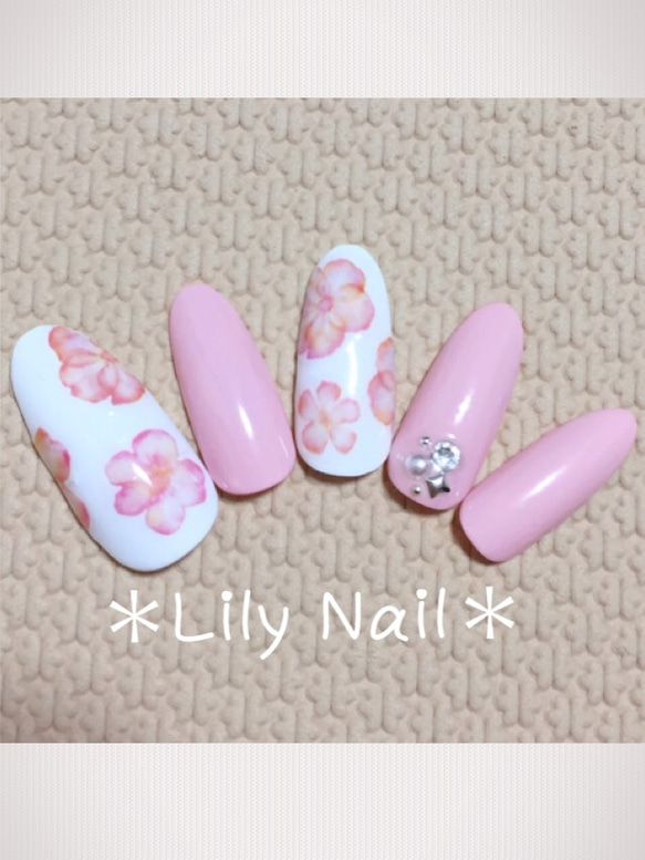 フラワーアート ネイルチップ たらしこみアート風♡フラワーネイルチップ ネイルチップ（つけ爪