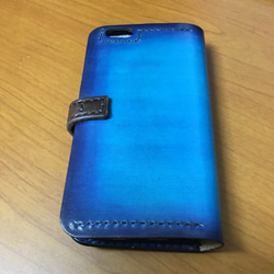 本革手染めブルーアンティークスマホカバーiPhone6.7.8.SE2 3枚目の画像