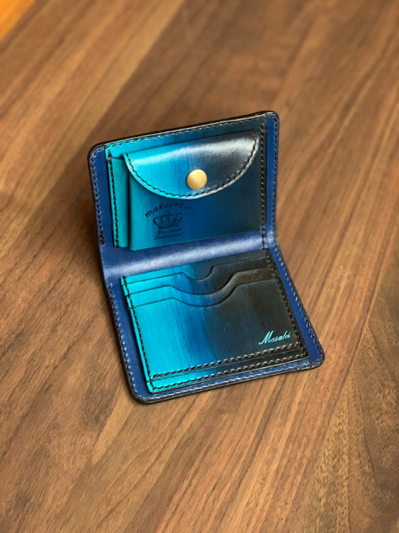 浅瀬から深海カラー二つ折り財布 