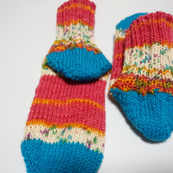 洗濯機で回せる　手編みの子供用靴下 3枚目の画像