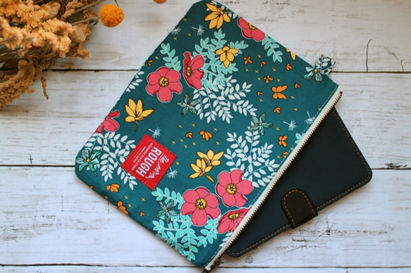 FLOWER POUCH ＜Mサイズ＞ 1枚目の画像