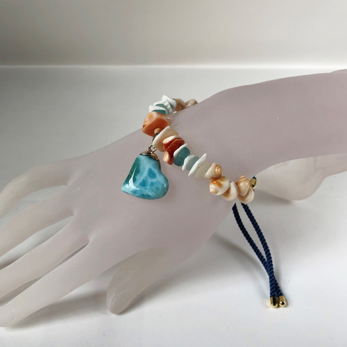 ラリマーハート&シェルブレスレット（ネイビーコード