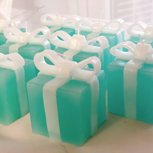【Tiffany】　非売品　キャンドル Tiffany Blue 正規店入荷】【名入れ代込】【ロゴ対応】Tiffany ティファニー