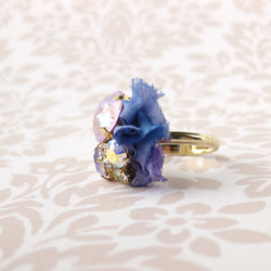 紫陽花のリング　〜淡い紫とブルーグラデのシルクリボン 6枚目の画像