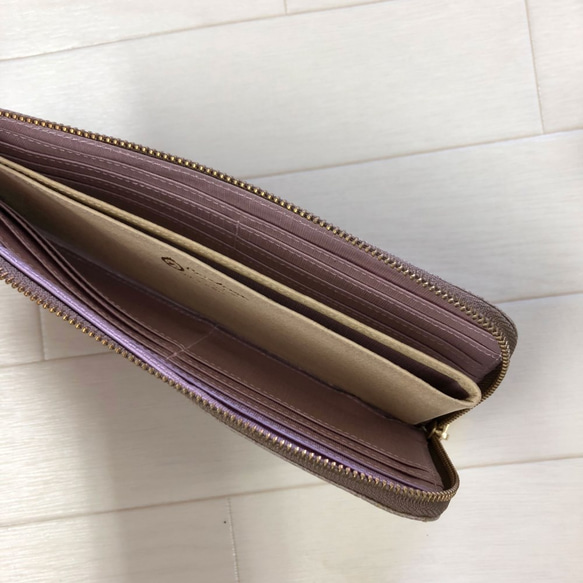 CUEL DESON纖巧而大容量的長款錢包纖巧，優雅，漂亮的L型拉鍊錢包《灰色》 CU207GY 第3張的照片