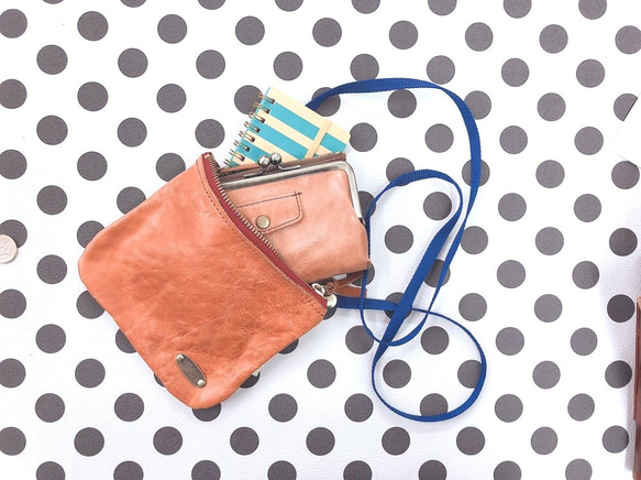 ｷｭｲｰﾙﾃﾞｿﾝ コンパクトなのに大容量な二つ折り財布 誰かに見せたくなる がま口 財布 《グリーン》CU014GR 9枚目の画像