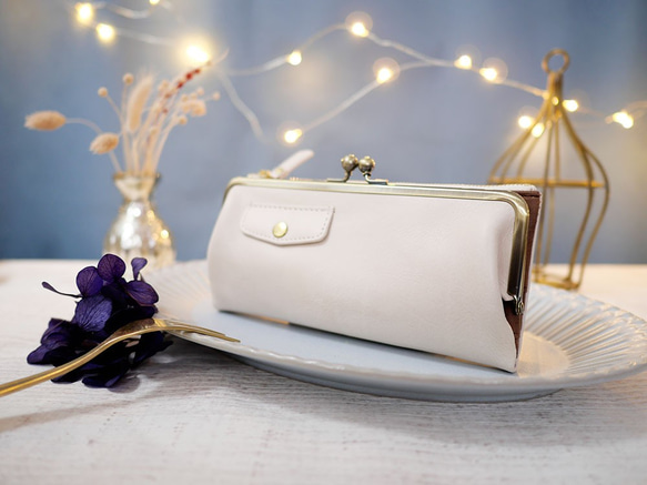 ｷｭｲｰﾙﾃﾞｿﾝ スリムなのに大容量な長財布 誰かに見せたくなるがま口財布 《アイボリー》CU013IV 1枚目の画像