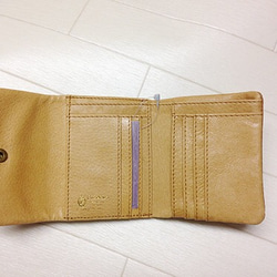 ｷｭｲｰﾙﾃﾞｿﾝ コンパクトなのに大容量な二つ折り財布 落ち着いた雰囲気の上品ながま口財布 《キャメル》CU125CA 3枚目の画像