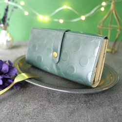 ｷｭｲｰﾙﾃﾞｿﾝ アコーディオンで大容量な 長財布 配色と大きめ水玉が魅力的な 財布 《ブルー》CU164BL 1枚目の画像