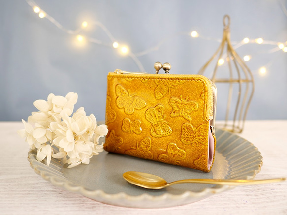 【訳あり】コンパクトなのに大容量な二つ折り財布 エレガントな大人かわいい がま口財布《イエロー》CU218YE 2枚目の画像