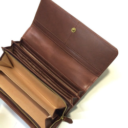 ｷｭｲｰﾙﾃﾞｿﾝ あまりないコンパクトなサイズ感の 長財布 シンプルで上品な 長財布 《ブラウン》IL002BR 4枚目の画像