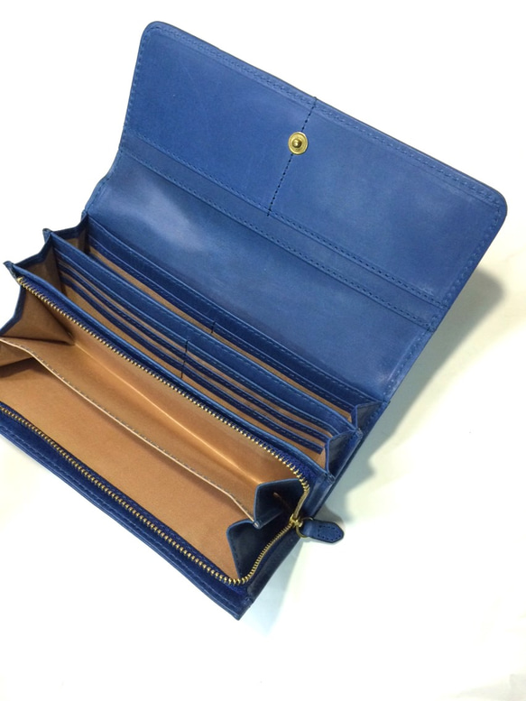 ｷｭｲｰﾙﾃﾞｿﾝ あまりないコンパクトなサイズ感の 長財布 シンプルで上品な 長財布 《ブルー》IL002BL 4枚目の画像