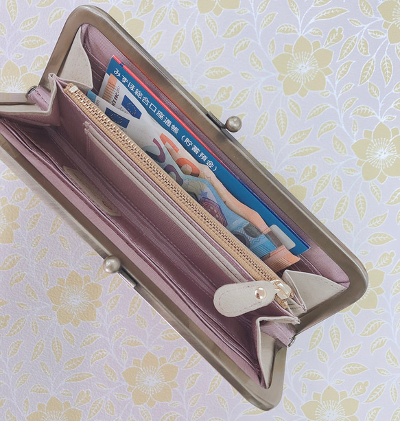 【訳あり】スリムなのに大容量な長財布 目と手で味わうがま口財布　お花の優しさ 《ピンク》CU116PK 4枚目の画像