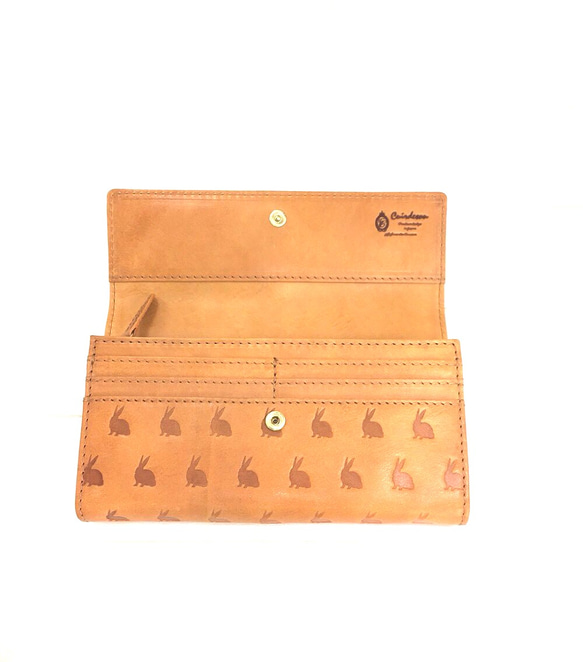 ｷｭｲｰﾙﾃﾞｿﾝ キュートなウサギ型押しの長財布　上質レザーのかわいい収納抜群なフラップ財布 《イエロー》CU185 3枚目の画像