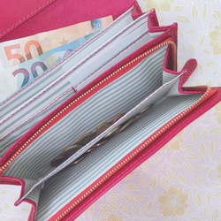 ｷｭｲｰﾙﾃﾞｿﾝ キュートなウサギ型押しの長財布　上質レザーのかわいい収納抜群なフラップ財布 《イエロー》CU185 4枚目の画像