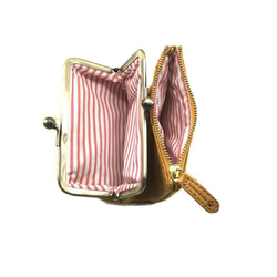 ｷｭｲｰﾙﾃﾞｿﾝ キュートなウサギ型押しの がま口　コンパクトなのに大容量な 二つ折り 財布《イエロー》CU186YE 5枚目の画像