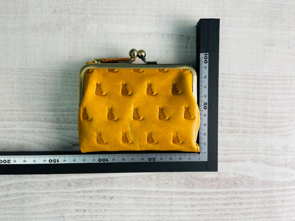ｷｭｲｰﾙﾃﾞｿﾝ キュートなウサギ型押しの がま口　コンパクトなのに大容量な 二つ折り 財布《イエロー》CU186YE 8枚目の画像