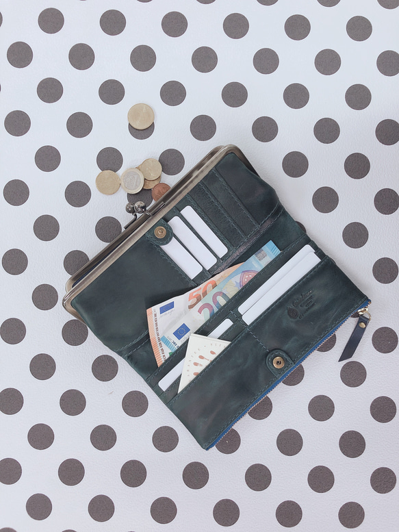 ｷｭｲｰﾙﾃﾞｿﾝ スリムなのに大容量な 長財布 遊び心のある大人デザインの がま口 財布 《ベージュ》CU160BE 3枚目の画像