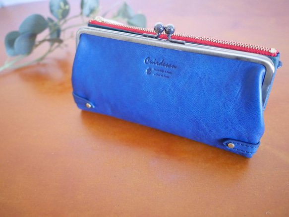ｷｭｲｰﾙﾃﾞｿﾝ スリムなのに大容量な 長財布 上質レザーの魅力的な がま口 財布 《ブルー》CU189BL 2枚目の画像
