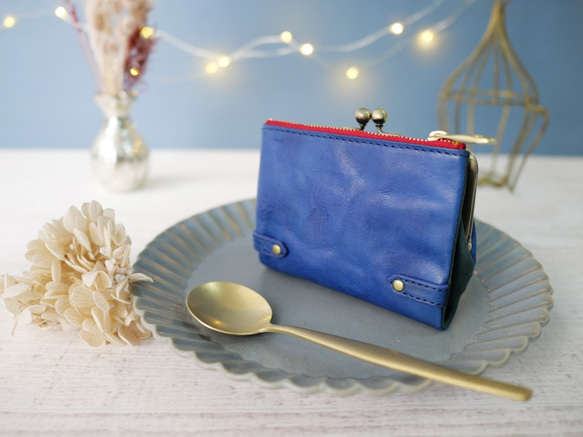 ｷｭｲｰﾙﾃﾞｿﾝ コンパクトなのに大容量な二つ折り財布 上質レザーの魅力的ながま口財布 《ブルー》CU190BL 2枚目の画像