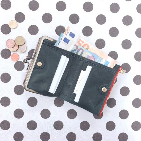 ｷｭｲｰﾙﾃﾞｿﾝ コンパクトなのに大容量な二つ折り財布 上質レザーの魅力的ながま口財布 《ブラック》CU190BK 7枚目の画像