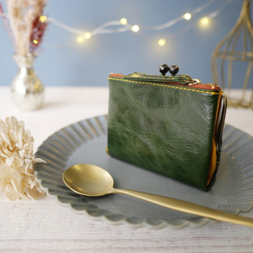 ｷｭｲｰﾙﾃﾞｿﾝ コンパクトなのに大容量な二つ折り財布 大人かわいいが