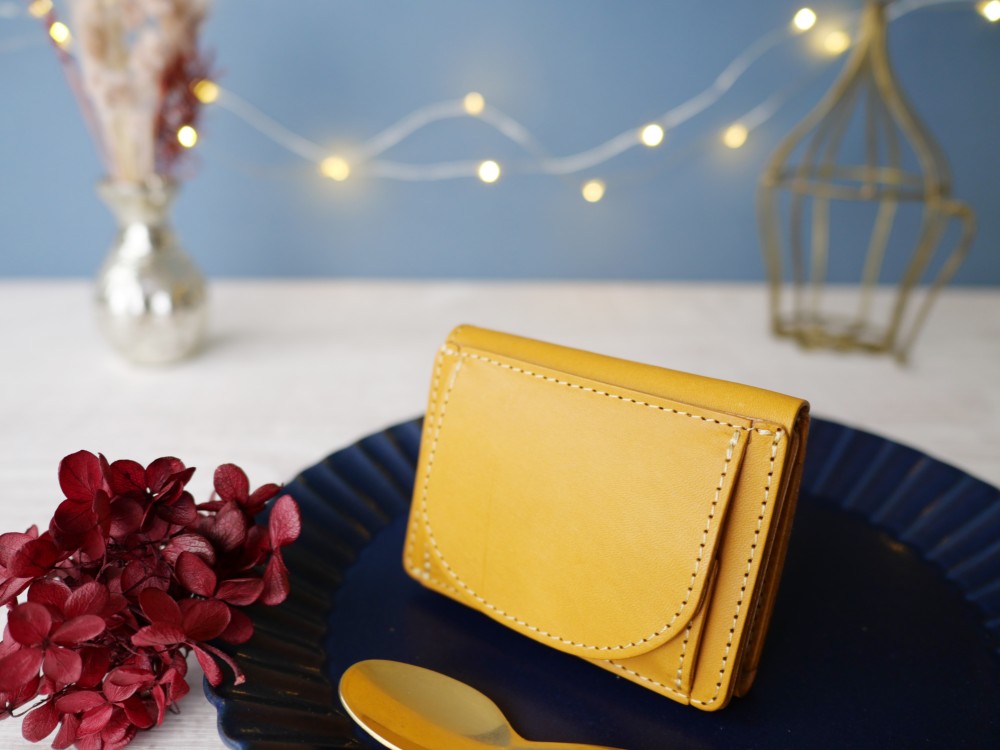 TK03CA 栃木レザー　コンパクト財布　ミニ財布　小さい　手のひら　シンプル　ミニマム　３つ折り　折財布