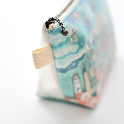 【そら】ポーチ　ハンドメイド キルト制作キット（ミシン・手縫い） - ストラップ付ファスナー