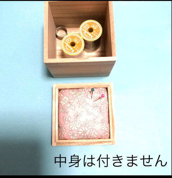 リバティタナローン    カペル       ミニミニアイロン台  &桐の針刺し箱 (ピンクッション)  のセット 5枚目の画像
