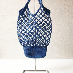 受注生産【送料無料】ペーパーヤーンで編んだネットバッグ（L）＆デニム巾着 2枚目の画像