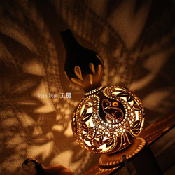 ひょうたんランプ--エジプトの花と猫 5枚目の画像