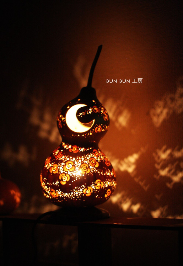 ひょうたんランプ--月夜の花吹雪 2枚目の画像