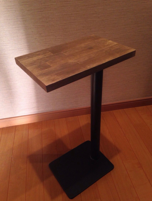 アイアン サイドテーブル インダストリアル ベッドテーブル オーク色 1枚目の画像