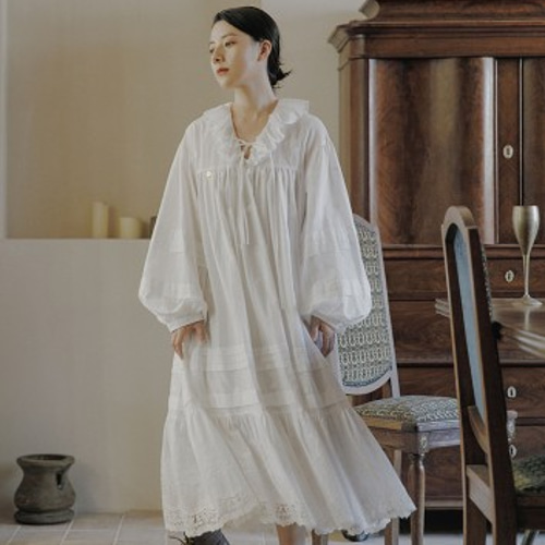 コットン100%】刺繍とフリル付きルームウェア ゆったりめロング  