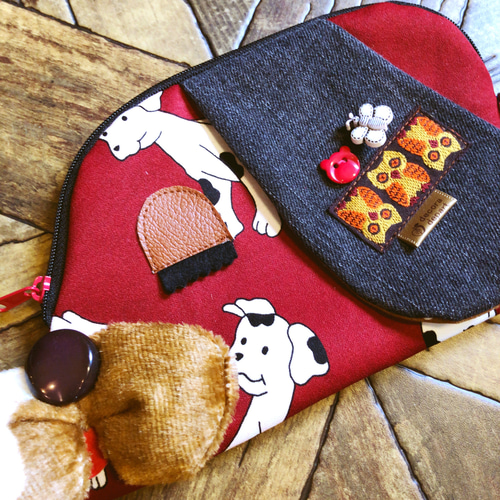 犬耳デザインポーチ 犬耳デザインポーチ 日本製 犬柄刺繍 メッシュ フラットポーチ