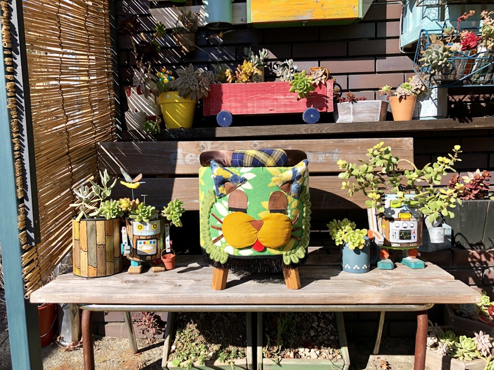 花柄クッション付きスツール