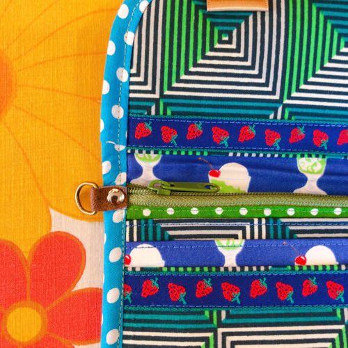 レトロポップ☆長財布 【ブラック】 長財布 decora-depart 通販