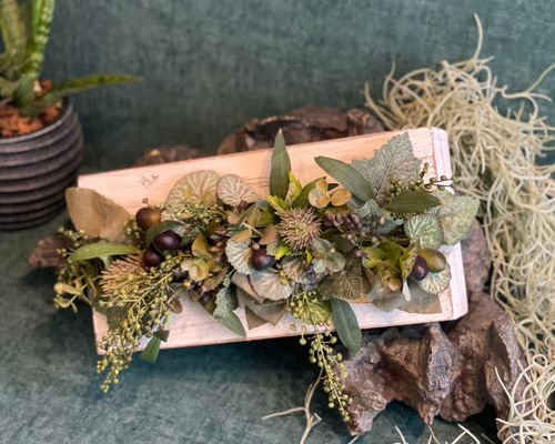 結婚式ウェルカムスペース　壁掛けアンティークフラワーリース付き　グリーン観葉植物 0_afd8f8b3080b585ce451a642c6ad