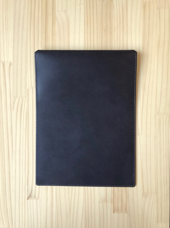薄型 B5 Largeケース（B5ノートとペン、iPad Proキーボード付など）/ イタリアンレザー・ブラッキー(限定 2枚目の画像