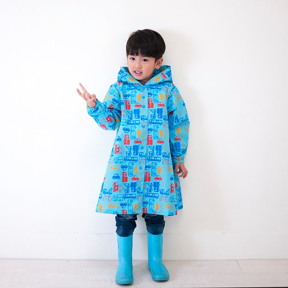 車車總動員淺藍色兒童雨衣 · KIDS RAINCOAT (好多汽車) 第3張的照片