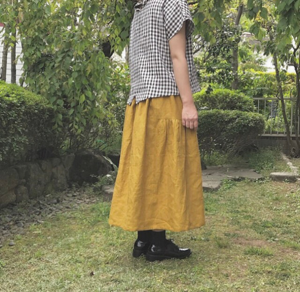 リネン マスタード の かわいい 切り替えギャザースカート 3枚目の画像