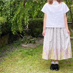 グレーパープル の 上品な ミモザ ギャザースカート 5枚目の画像