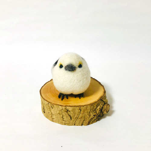 シマエナガくまちゃんa　（羊毛フェルト） 羊毛フェルトで、シマエナガちゃんをたくさん作るよ