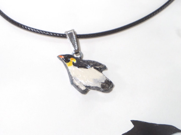 ペンギンたちのリバーシブルペンダント 5枚目の画像