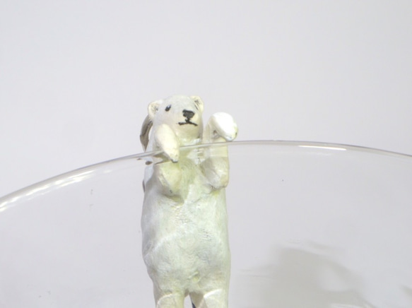 ハンドメイド　シロクマの親子と雪の結晶のストラップ　ファスナーチャームにも変更可 ハンドメイド シロクマの親子と雪の結晶のストラップ ファスナー