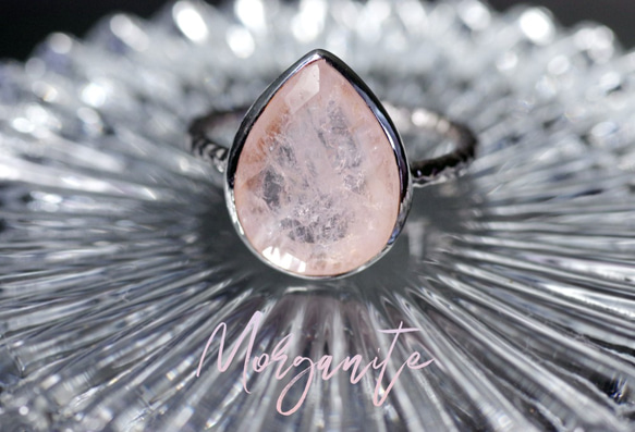 New『Morganite』の世界でひとつの天然石リングsilver925 + ロジウムコーティング 1枚目の画像